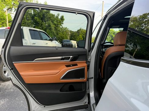 Used 2025 Kia Telluride SX X-Line AWD/4WD image 23