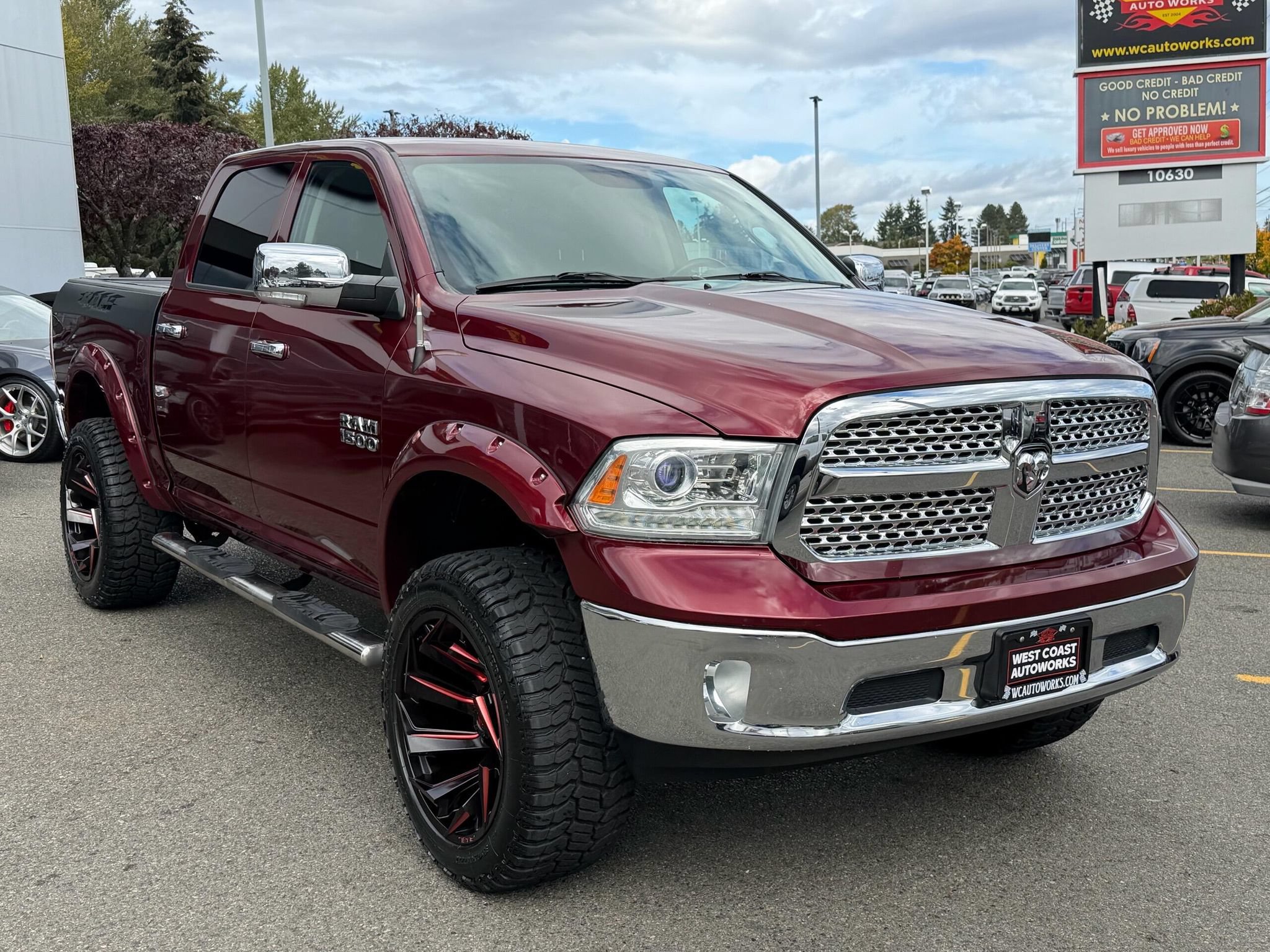 Used 2016 RAM 1500 Laramie w/ Convenience Group AWD/4WD image 10