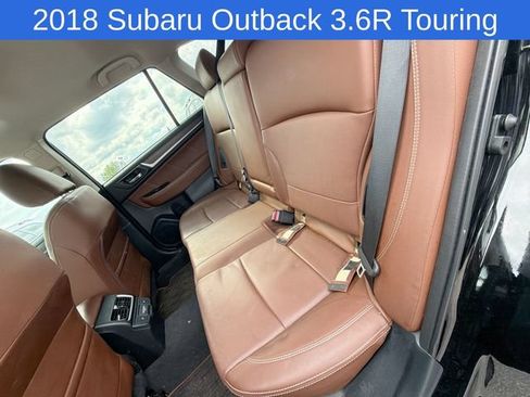 Used 2018 Subaru Outback 3.6R Touring AWD/4WD image 12