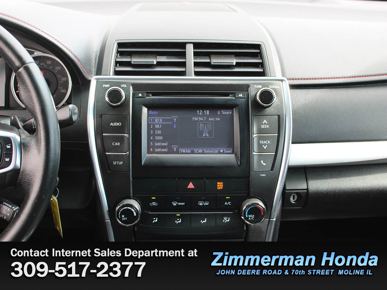 Used 2015 Toyota Camry SE FWD image 13