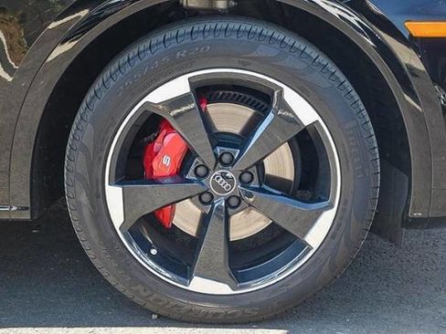 Used 2020 Audi SQ5 Premium Plus w/ Premium Plus Package image 5