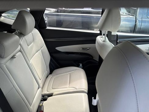 Used 2022 Hyundai Tucson SEL w/ Convenience + Premium Package FWD image 18