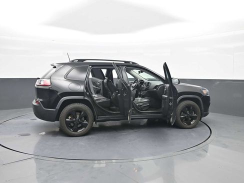 Used 2020 Jeep Cherokee Latitude Plus AWD/4WD image 48