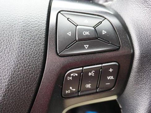 Used 2023 Ford Ranger Lariat w/ Tremor Off-Road Package image 27