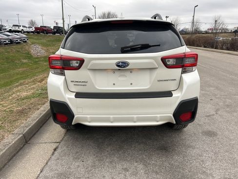 Used 2022 Subaru Crosstrek 2.0i Premium w/ Moonroof Package image 6