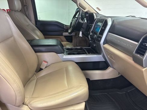 Used 2018 Ford F350 Lariat AWD/4WD image 8
