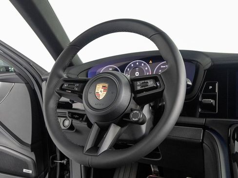 New 2026 Porsche Panamera 4 image 32