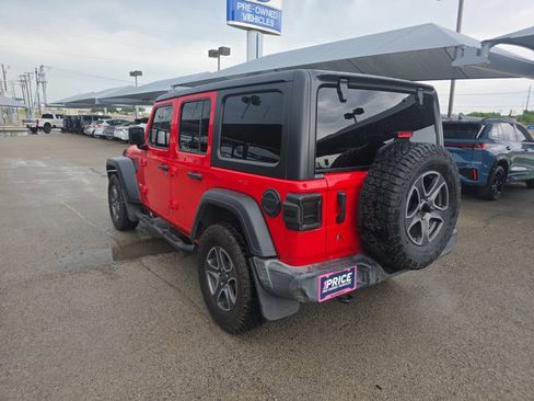 Used 2018 Jeep Wrangler Unlimited Sport S image 3