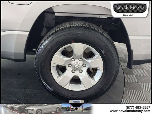 Used 2023 RAM 1500 Big Horn AWD/4WD image 7