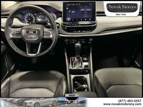 Used 2022 Jeep Compass Latitude AWD/4WD image 15