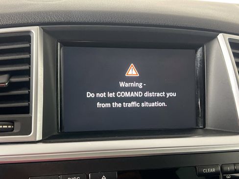 Used 2015 Mercedes-Benz ML 350 4MATIC image 27