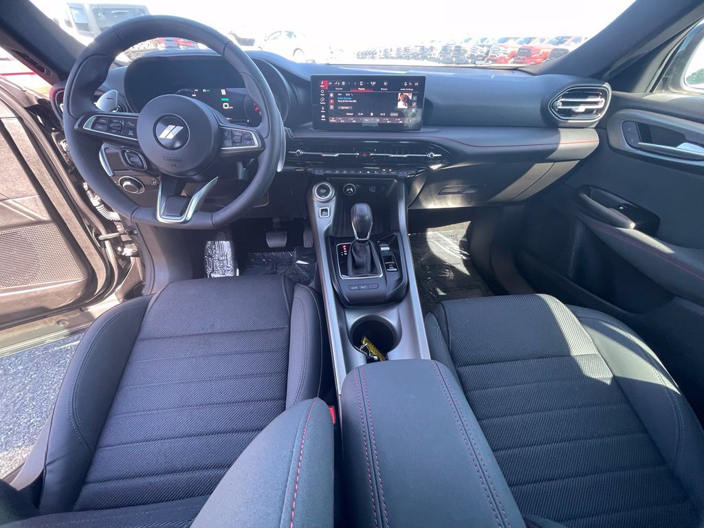 Used 2024 Dodge Hornet R/T w/ R/T Blacktop Package AWD/4WD image 3