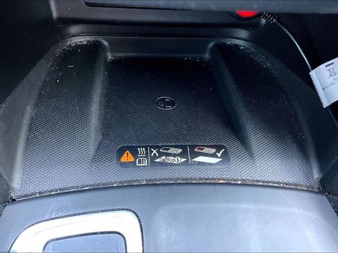 Used 2019 Chevrolet Equinox Premier w/ Premier Redline Edition FWD image 31