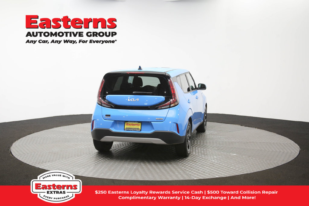 Used 2023 Kia Soul EX FWD image 43