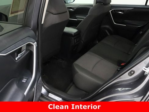 Used 2024 Toyota RAV4 XLE w/ Convenience Package image 28