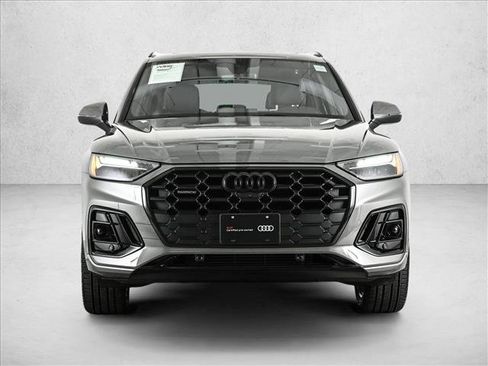 Certified 2025 Audi Q5 2.0T Premium Plus w/ Premium Plus Package image 2