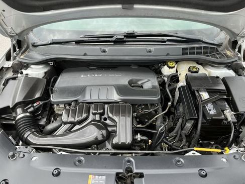 Used 2013 Buick Verano FWD image 19