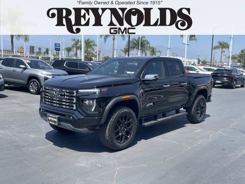 New 2026 GMC Canyon Denali w/ LPO, Denali Black Edition AWD/4WD image 1
