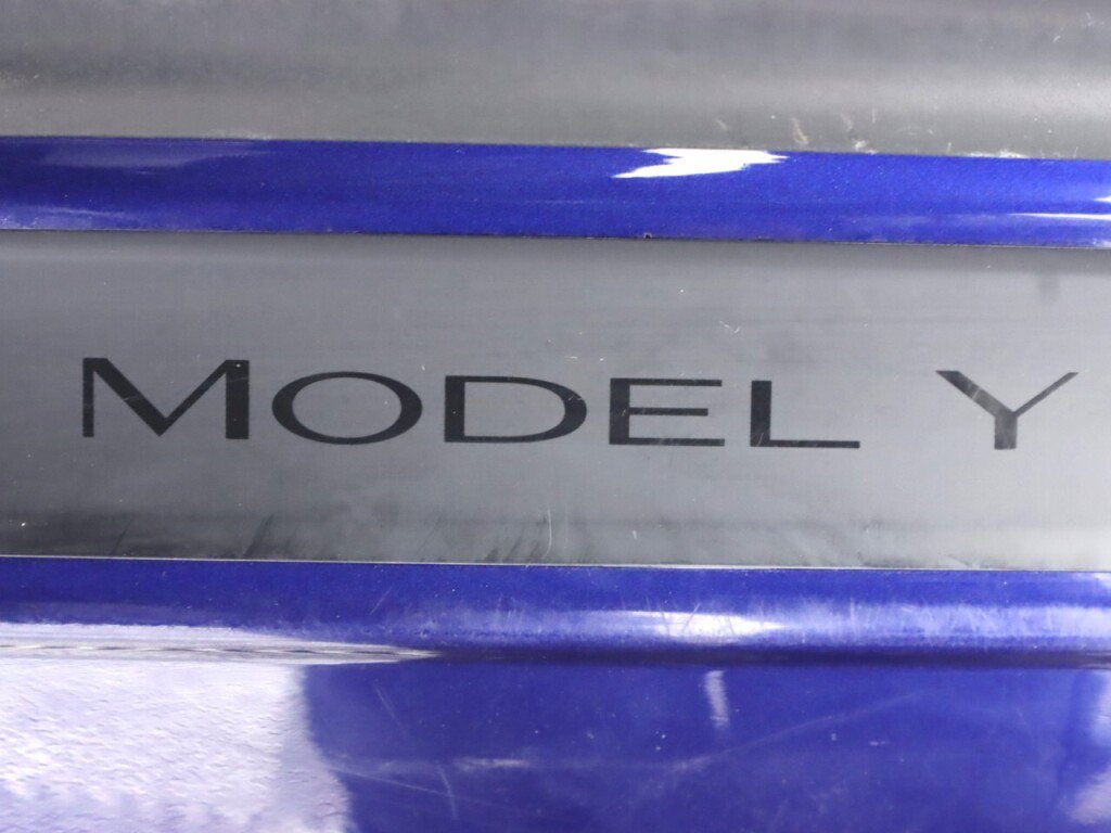 Used 2021 Tesla Model Y Long Range AWD/4WD image 37