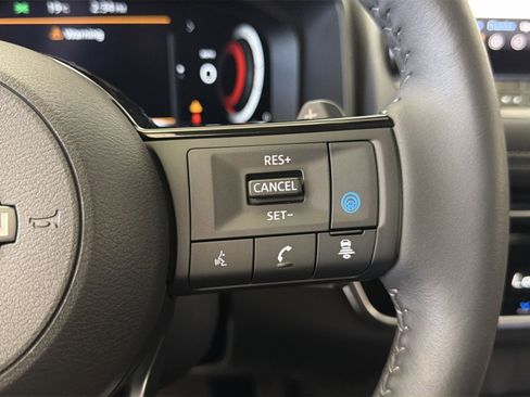Used 2024 Nissan Rogue SL w/ SL Premium Package AWD/4WD image 36