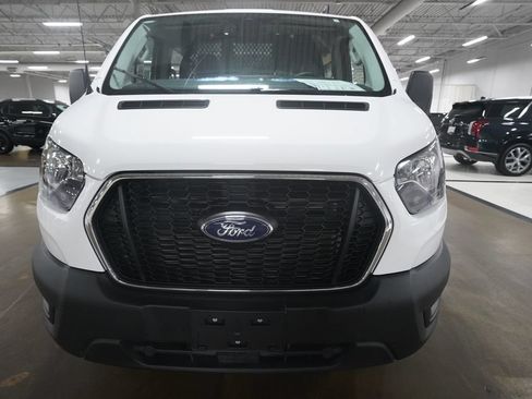 Used 2024 Ford Transit 250 Low Roof AWD w/ Exterior Upgrade Package image 21
