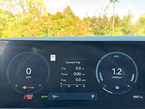 Certified 2025 Hyundai Santa Fe Limited image 16