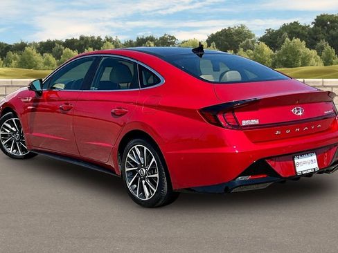 Used 2021 Hyundai Sonata Limited FWD image 11
