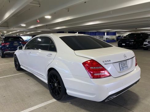Used 2010 Mercedes-Benz S 550 image 4