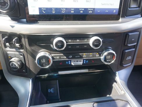 Used 2021 Ford F150 Lariat AWD/4WD image 11