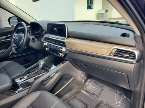 Used 2020 Kia Telluride SX image 38
