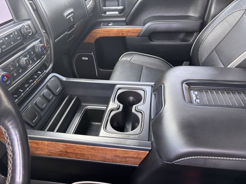 Used 2019 Chevrolet Silverado 2500 High Country w/ Duramax Plus Package AWD/4WD image 14