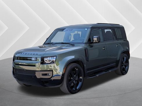 New 2026 Land Rover Defender 110 X-Dynamic SE AWD/4WD image 1
