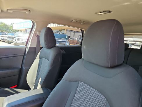 Used 2023 Kia Sportage LX FWD image 15