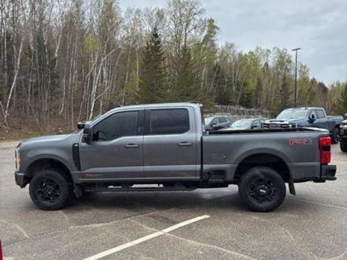Used 2023 Ford F250 XLT w/ XLT Premium Package AWD/4WD image 2