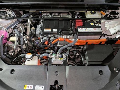 Used 2024 Lexus RZ 450e Premium w/ Technology Package image 25