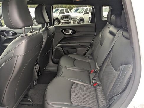 New 2026 Jeep Compass Latitude image 14