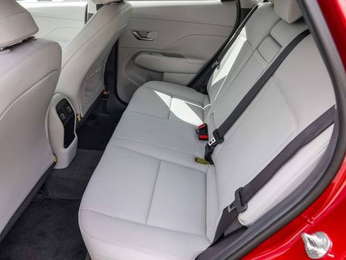 Certified 2025 Hyundai Kona Limited FWD image 18