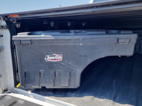 Used 2022 Ford F150 Lariat image 14