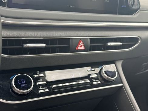 Used 2023 Hyundai Sonata Limited FWD image 18
