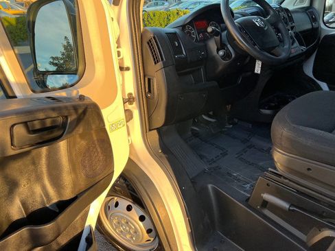 Used 2021 RAM ProMaster 2500 image 20