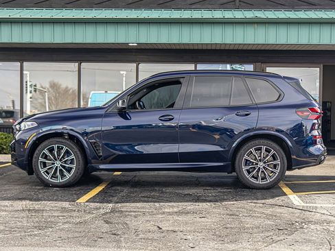 Used 2024 BMW X5 M60i w/ Climate Comfort Package image 6