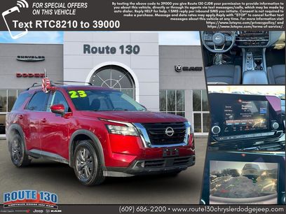 Used 2023 Nissan Pathfinder SV