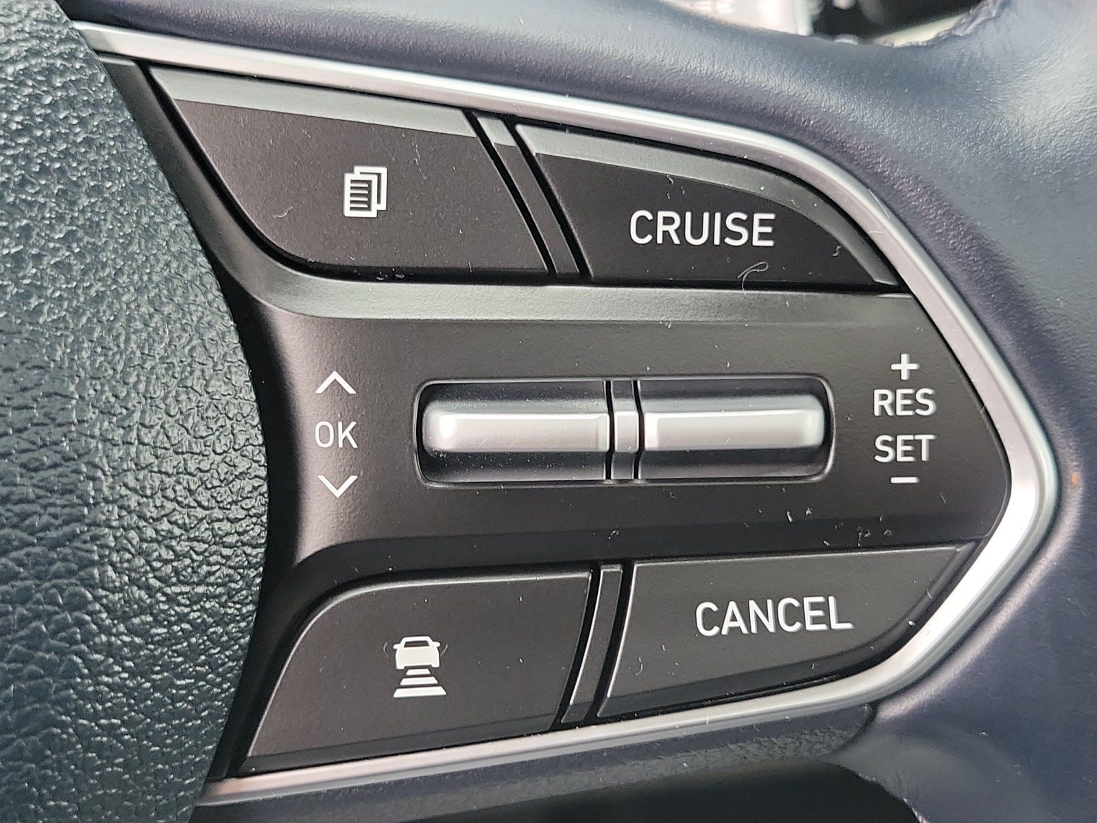 Used 2022 Hyundai Palisade SEL w/ Premium Package FWD image 9