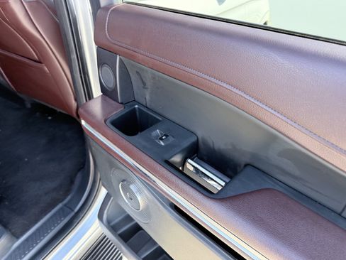 Used 2023 Ford Expedition Max Limited image 43