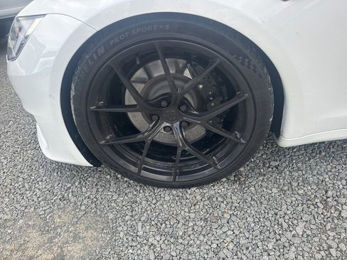 Used 2021 Tesla Model S Plaid image 22