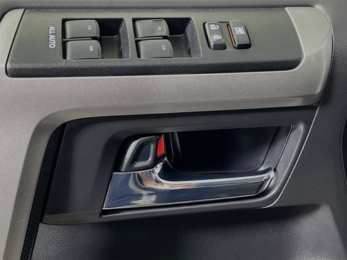 Used 2024 Toyota 4Runner SR5 RWD image 17