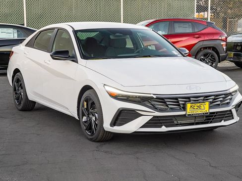 New 2026 Hyundai Elantra Sport image 3