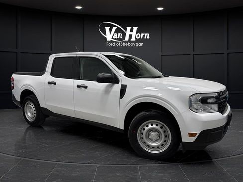 Used 2024 Ford Maverick XL image 1