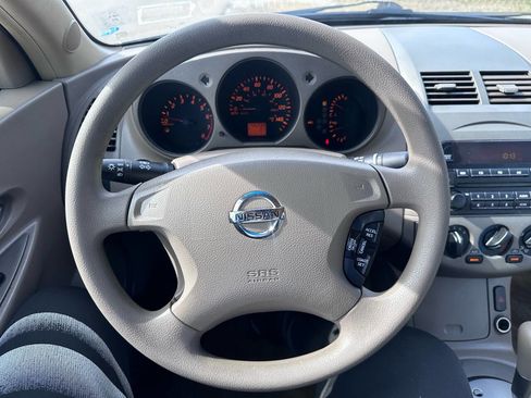 Used 2002 Nissan Altima 2.5 S image 12