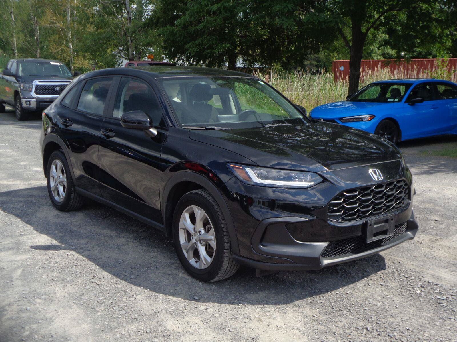 Certified 2024 Honda HR-V LX image 3